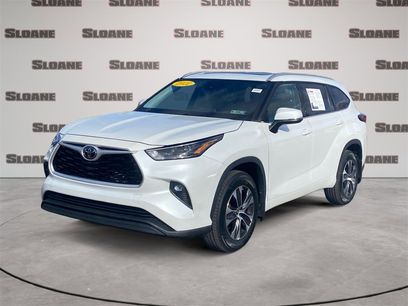 Used 2022 Toyota Highlander XLE