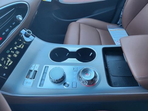 New 2026 Genesis GV70 2.5T Advanced image 11