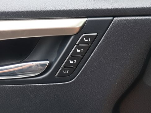 Certified 2022 Lexus RX 350L Luxury image 13