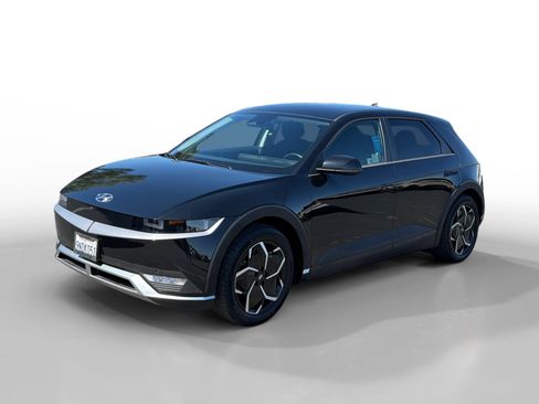 Used 2024 Hyundai Ioniq 5 SEL RWD image 1
