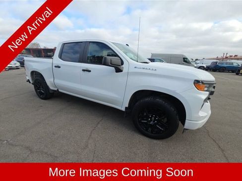 Used 2023 Chevrolet Silverado 1500 Custom RWD image 1