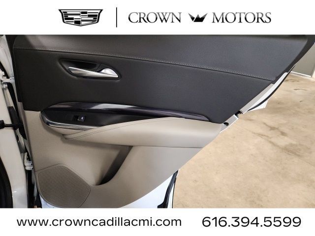 Certified 2023 Cadillac XT4 Luxury w/ Driver Awareness Package FWD image 29