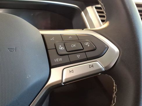 Certified 2023 Volkswagen Tiguan SE R-Line FWD image 15