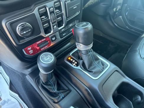 Used 2021 Jeep Wrangler Unlimited Rubicon 4xe w/ Steel Bumper Group image 24