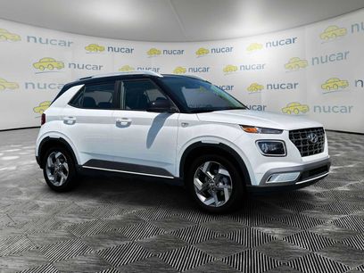 New 2025 Hyundai Venue Limited