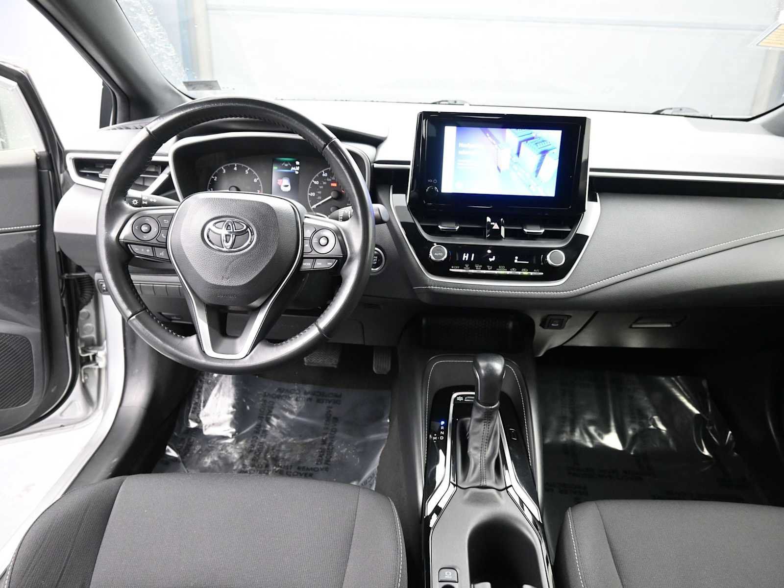 Used 2024 Toyota Corolla SE FWD image 17