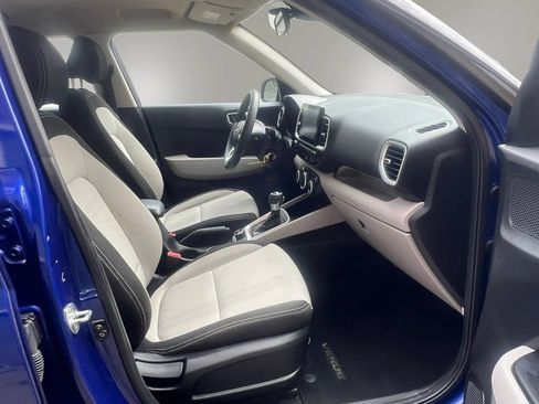 Used 2020 Hyundai Venue SEL FWD image 30