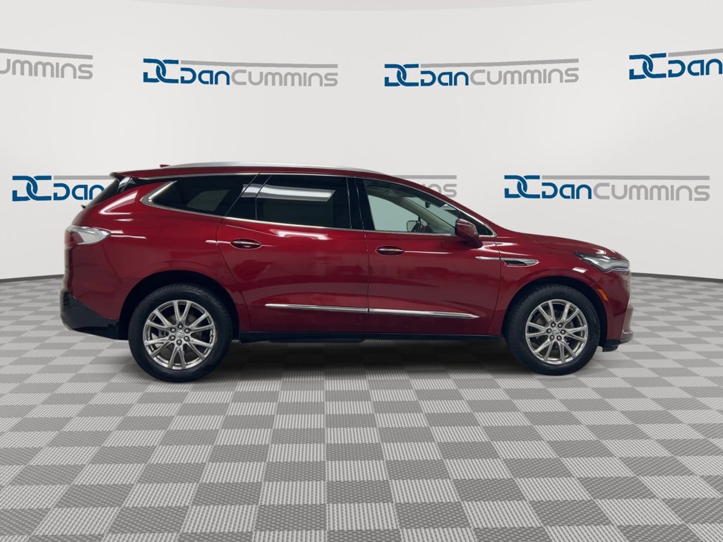 Used 2023 Buick Enclave Essence w/ Experience Buick Package AWD/4WD image 9