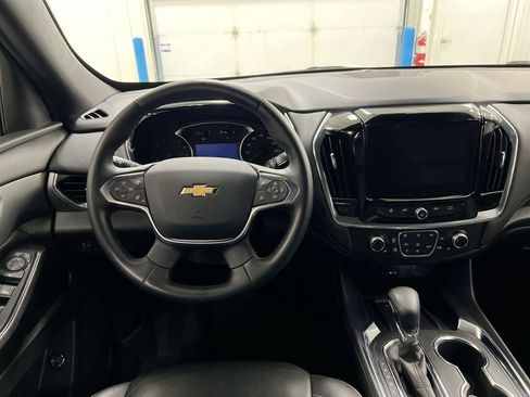 Used 2023 Chevrolet Traverse LT AWD/4WD image 11