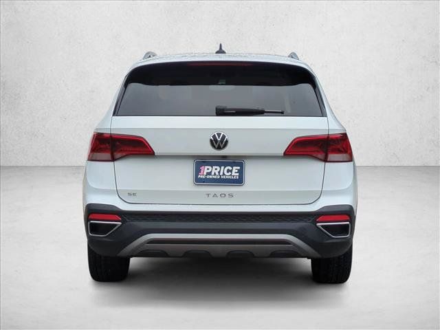 Used 2022 Volkswagen Taos SE FWD image 7