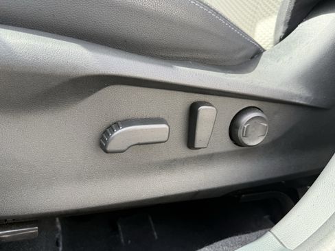 Used 2023 Subaru Forester Premium image 26