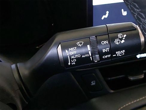 Used 2025 Lexus NX 350h AWD w/ Premium Package image 19