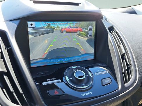 Used 2018 Ford Escape Titanium w/ Ford Safe & Smart Package image 22