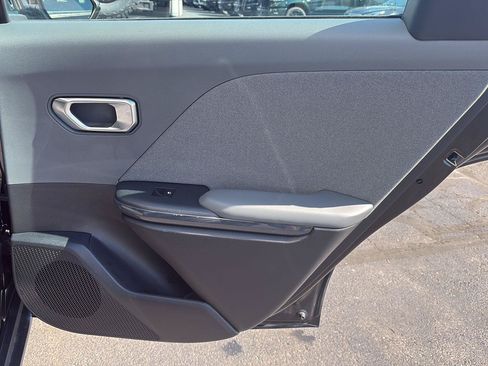 Used 2025 Kia K4 EX FWD image 25