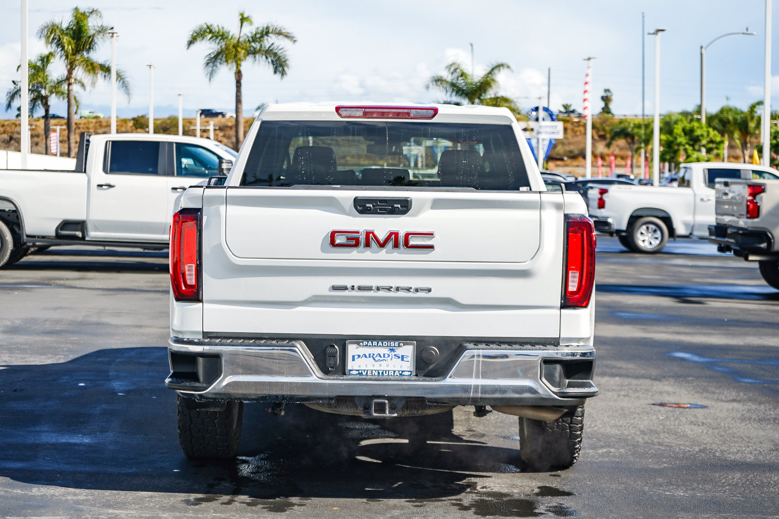 Used 2025 GMC Sierra 1500 SLT AWD/4WD image 5