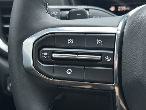 New 2026 GMC Terrain Elevation w/ Elevation Premium Package AWD/4WD image 26