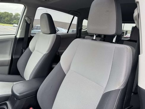 Used 2013 Toyota RAV4 XLE AWD/4WD image 19