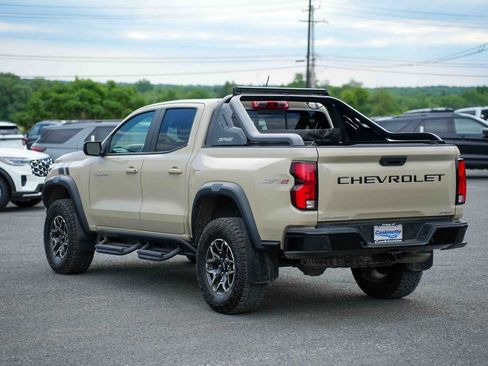 Used 2024 Chevrolet Colorado ZR2 w/ Safety Package AWD/4WD image 7