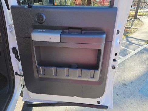 Used 2013 Ford F250 Lariat w/ Lariat Ultimate Pkg image 41