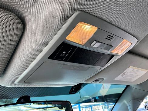 Used 2017 Toyota Tacoma SR image 32