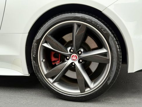 Used 2016 Jaguar F-TYPE R AWD/4WD image 16