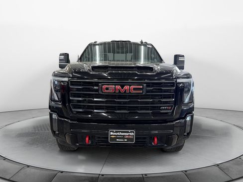 Used 2024 GMC Sierra 2500 AT4 w/ AT4 Premium Plus Package AWD/4WD image 7