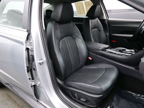 Used 2021 Hyundai Sonata Limited FWD image 15
