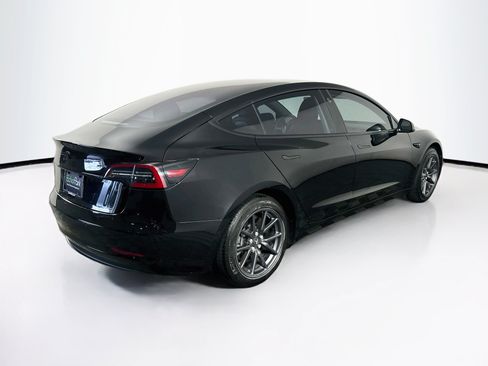 Used 2018 Tesla Model 3 Long Range RWD image 9