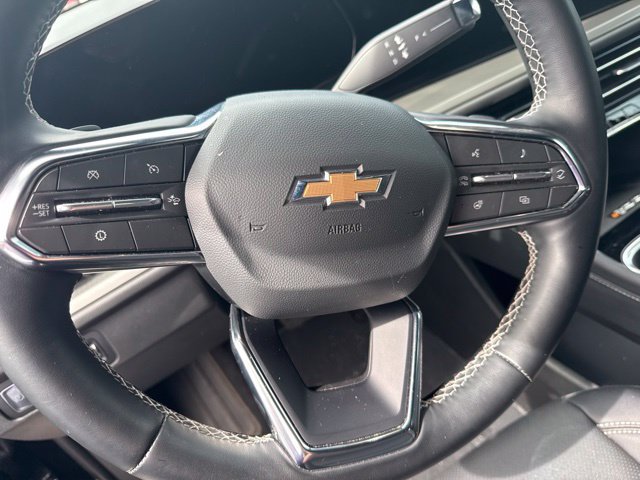 Used 2026 Chevrolet Traverse LT FWD image 12