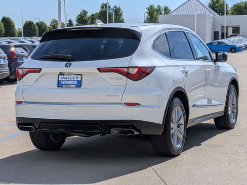 Used 2023 Acura MDX SH-AWD image 6