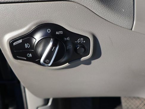 Used 2011 Audi Q5 3.2 Prestige image 15