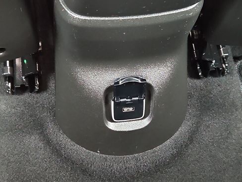 Used 2019 FIAT 500L Pop w/ Popular Equipment Group image 23