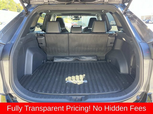 Used 2025 Toyota RAV4 XSE w/ Weather Package AWD/4WD image 19