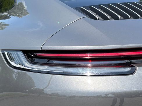 Used 2020 Porsche 911 Carrera 4S AWD/4WD image 11