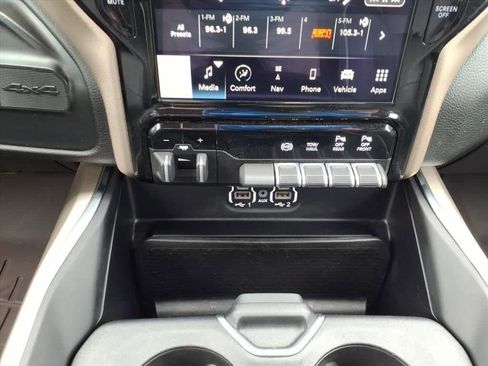 Used 2022 RAM 2500 Laramie AWD/4WD image 23