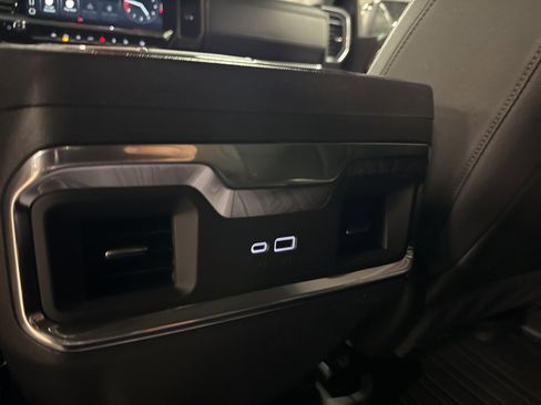 Used 2022 GMC Sierra 1500 Elevation w/ Elevation Premium Package image 34