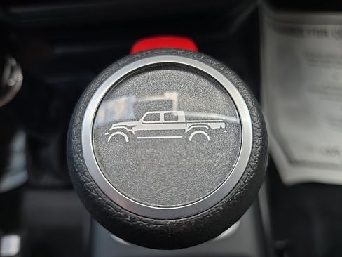 New 2025 Jeep Gladiator Sport image 53