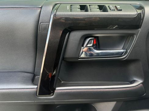 Used 2021 Toyota 4Runner Venture w/ Moonroof Package image 12