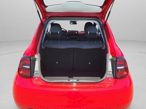 Used 2024 FIAT 500 e (RED) image 9