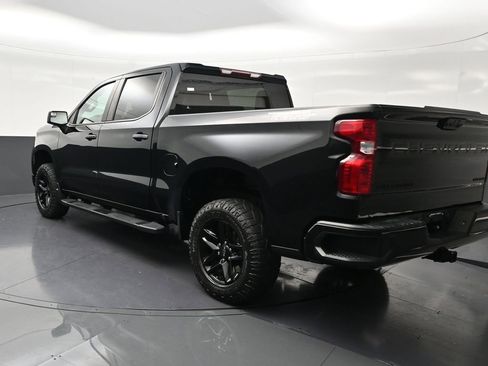 Used 2023 Chevrolet Silverado 1500 Custom Trail Boss w/ LPO, Dark Essentials Package AWD/4WD image 3