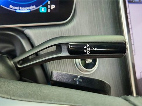 Used 2023 Mercedes-Benz EQE 500 4MATIC SUV w/ Exclusive Trim Package image 41