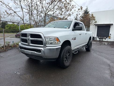 Used 2015 RAM 2500 SLT image 1