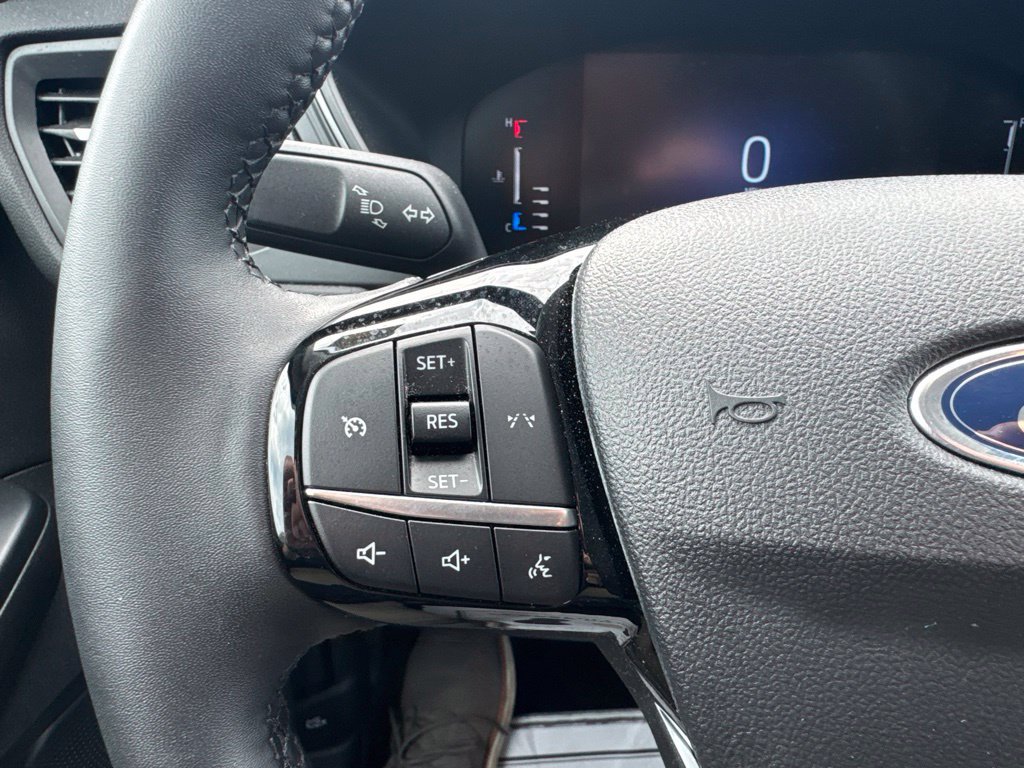 Certified 2024 Ford Escape Active AWD/4WD image 22