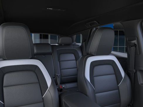 New 2025 Chevrolet Blazer EV LT image 24