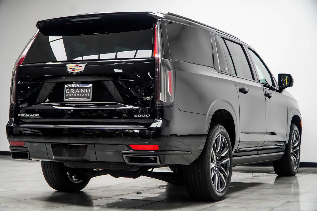 Used 2023 Cadillac Escalade ESV Sport w/ Touring Package AWD/4WD image 18