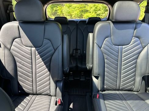 Used 2025 Kia Sorento SX Prestige AWD/4WD image 39