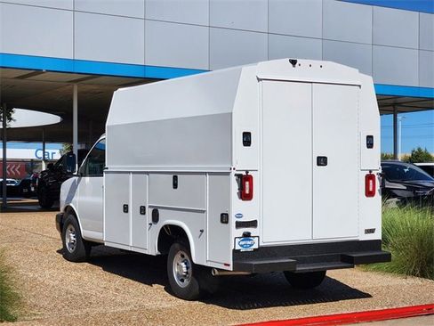 New 2025 Chevrolet Express 3500 w/ Power Convenience Package image 7