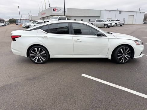 Used 2022 Nissan Altima 2.5 SR image 19