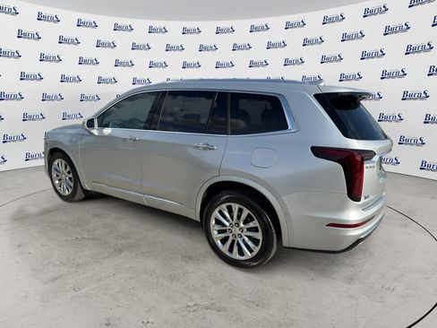Used 2020 Cadillac XT6 Premium Luxury w/ Platinum Package AWD/4WD image 5