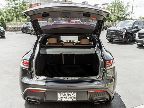 Used 2022 Porsche Macan image 34